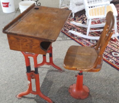 ANTIQUE HEYWOOD WAKEFIELD ECLIPSE OAK CAST IRON SCHOOL DESK | eBay