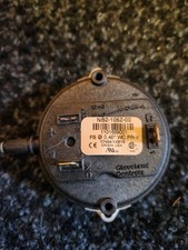 Cleveland Controls NS2-1052-00 Pressure Switch .45WC