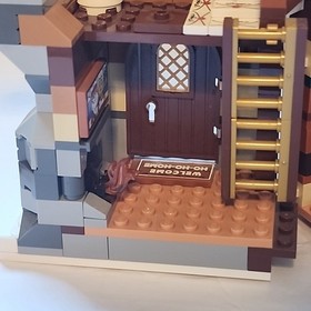 LEGO Creator Expert: Santa's Workshop 10245 Christmas Winter Village incomplete