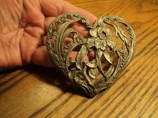 Vintage Radcliffe Pewter  Heart Lid  2012  3-5/8" Wide