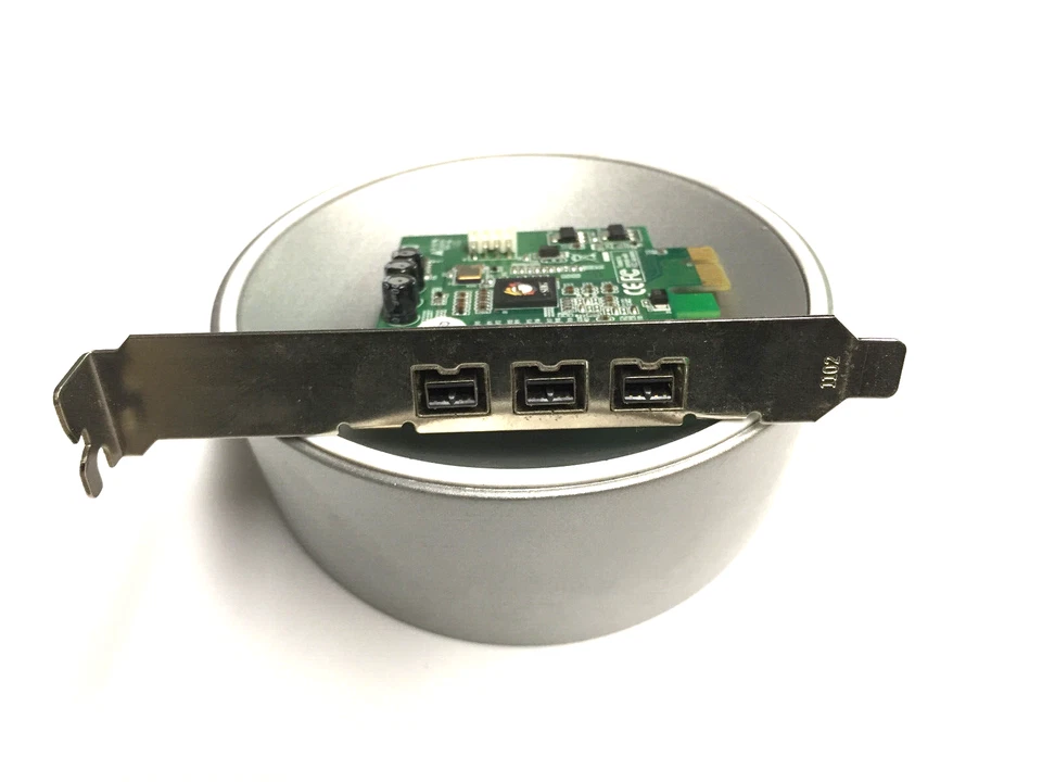 SIIG 3-Port FireWire 800 PCIe Adapter (NN-FW0012-S1) - Image 3 of 3