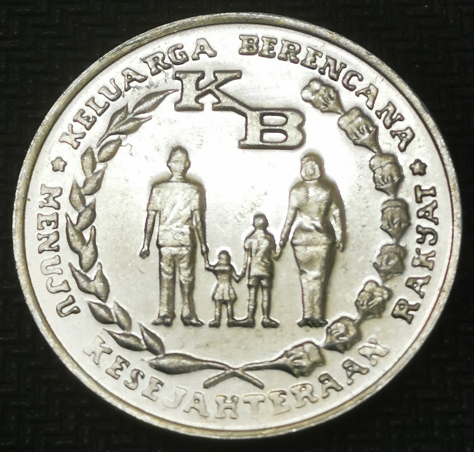 Picture 1 of 2