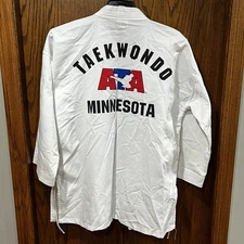 ATA Martial Arts Taekwondo Uniform Size 4 (Adult Medium) Minnesota White MMA