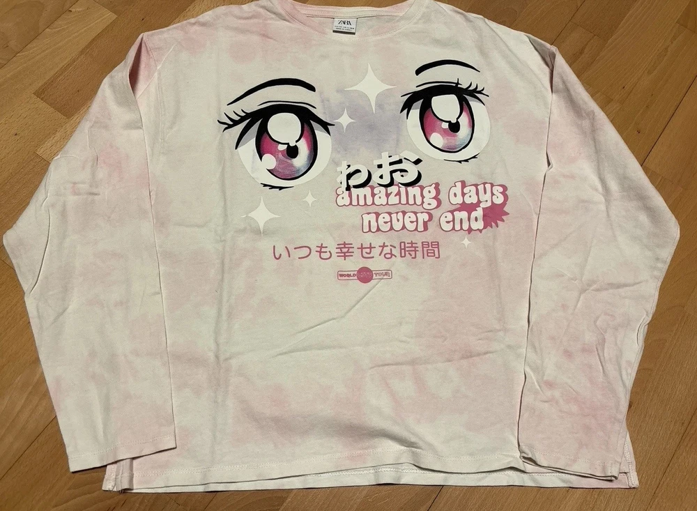 T-Shirt der Marke ZARA mit einer Anime-Grafik im Batik-Design, Größe 164