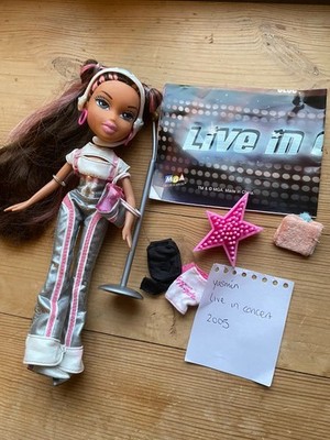 MGA Bratz Yasmin Live in Concert 2005 Modepuppe Space Angelz
