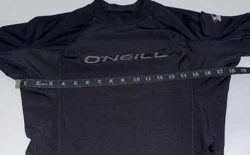 O’Neill Basic Skins Rashguard UV a Maniche Lunghe Uomo Small S Nero Logo Rashguard - Foto 6 di 7