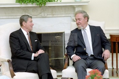 PRESIDENT RONALD REAGAN JUDGE ROBERT BORK OVAL OFFICE 1987 4X6 PHOTO