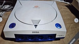 SEGA Dreamcast Console - Gaming Bundle - White/Blue Shell/Complete Bundle