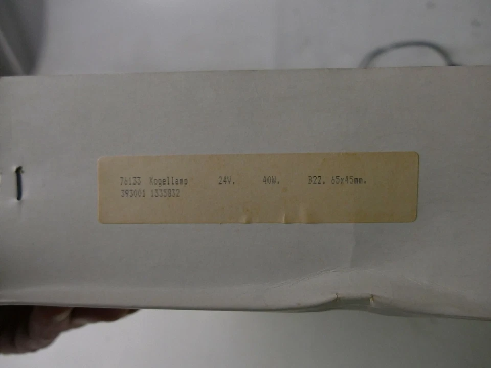 25x Bulb B22D 24V 40W Glühbirnen Glühbirne Leuchtmittel 45x65mm in OVP RB-49 - Bild 2 von 4