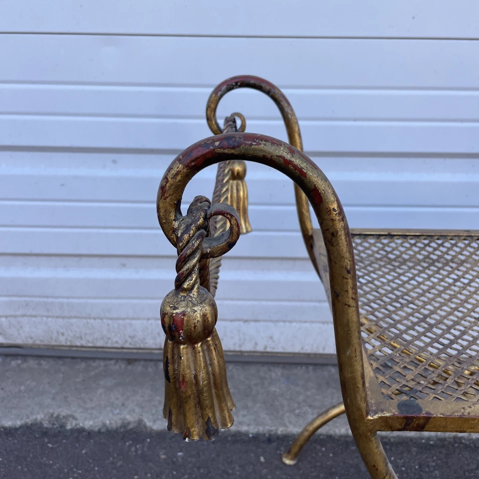 SILLA DE BANCO TABURETE Y BORLA DE HIERRO DORADO CUERDA DE METAL Y REGENCIA VINTAGE ITALIA HOLLYWOOD REGENCY Foto 2 de 4