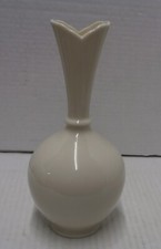 Lenox Ivory Bulb 8" Bud Vase Fluted Top Made in the USA - s11c