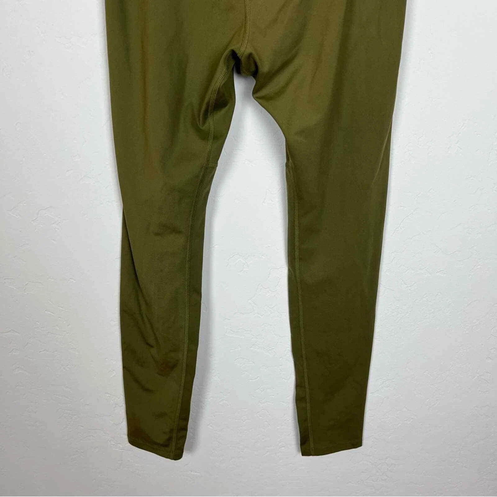 girlfriend-collective the luxe leggings