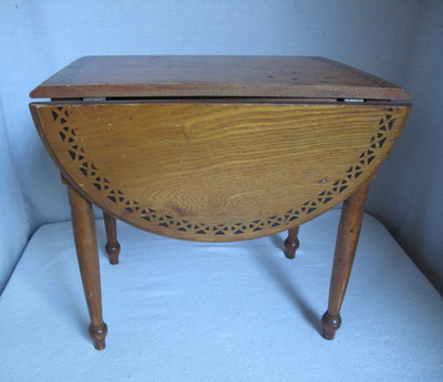 Antique Child Size Wood Drop Leaf Table c. 1900 Turned Legs Stenciled Top