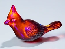 Vintage Fenton Art Glass Amberina Red UV Reactive Cardinal Bird GLOWS!