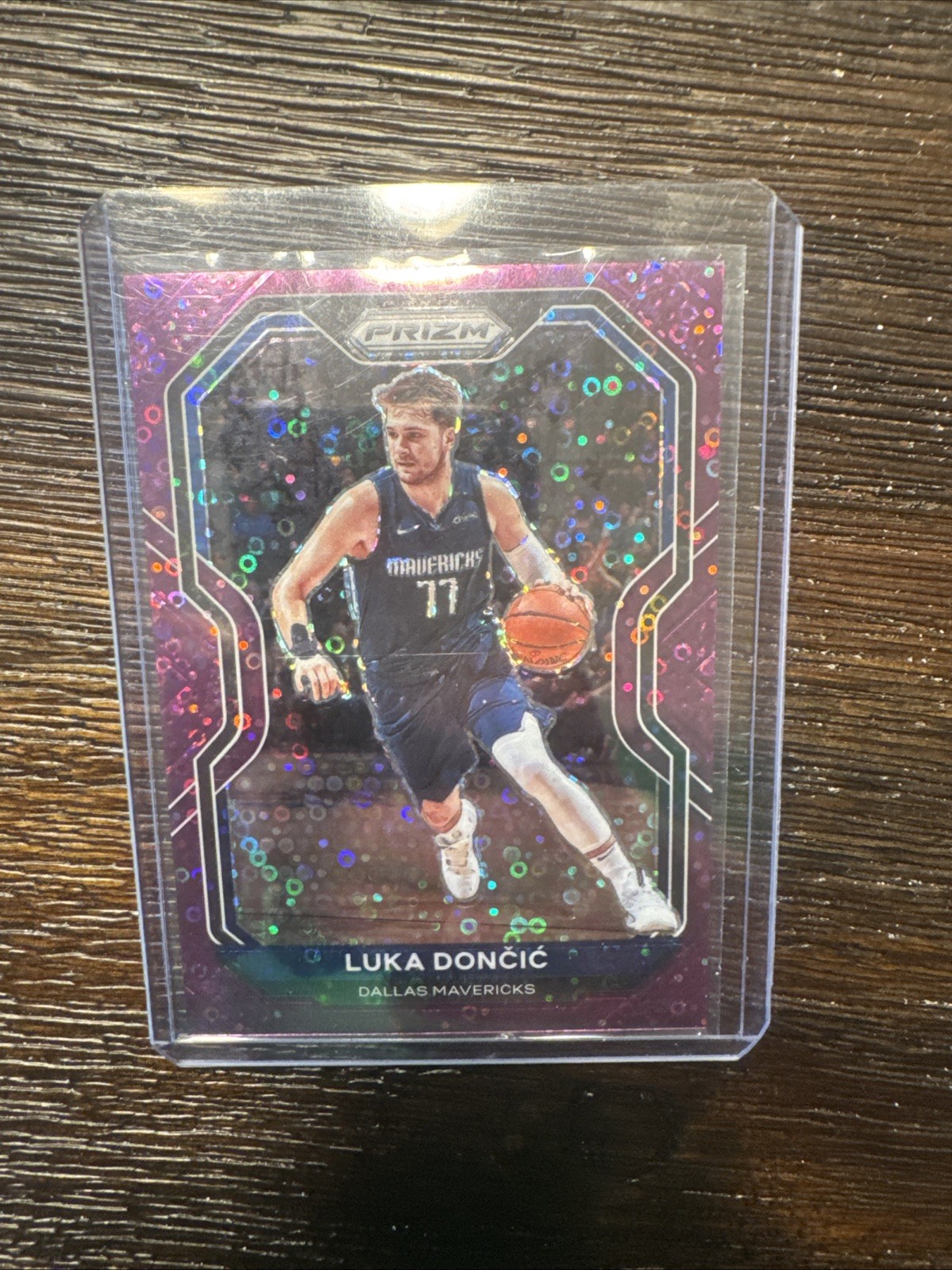2020 Panini Prizm Fast Break Purple Prizm #32 Luka Doncic #/75