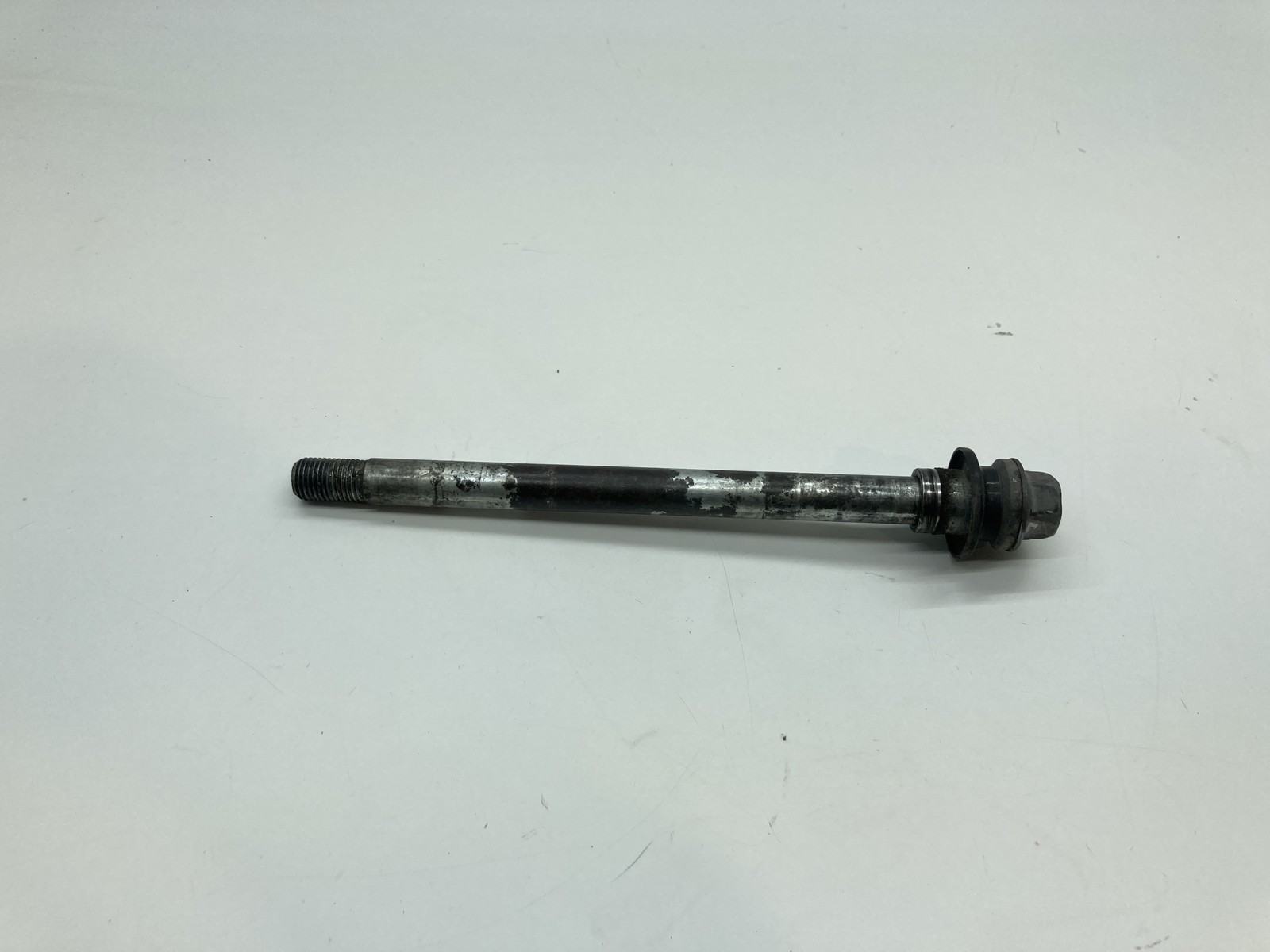 PERNO ASSE RUOTA ANTERIORE ORIGINALE YAMAHA VIRAGO XV 250 1989-2000 3LS