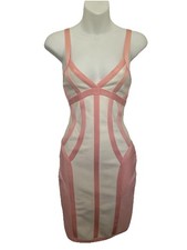 NUEVO CON ETIQUETAS $150 VESTIDO BODYCON Rosa y Blanco Vendaje Con Lados ILUSIÓN ENCAJE Desnudo S