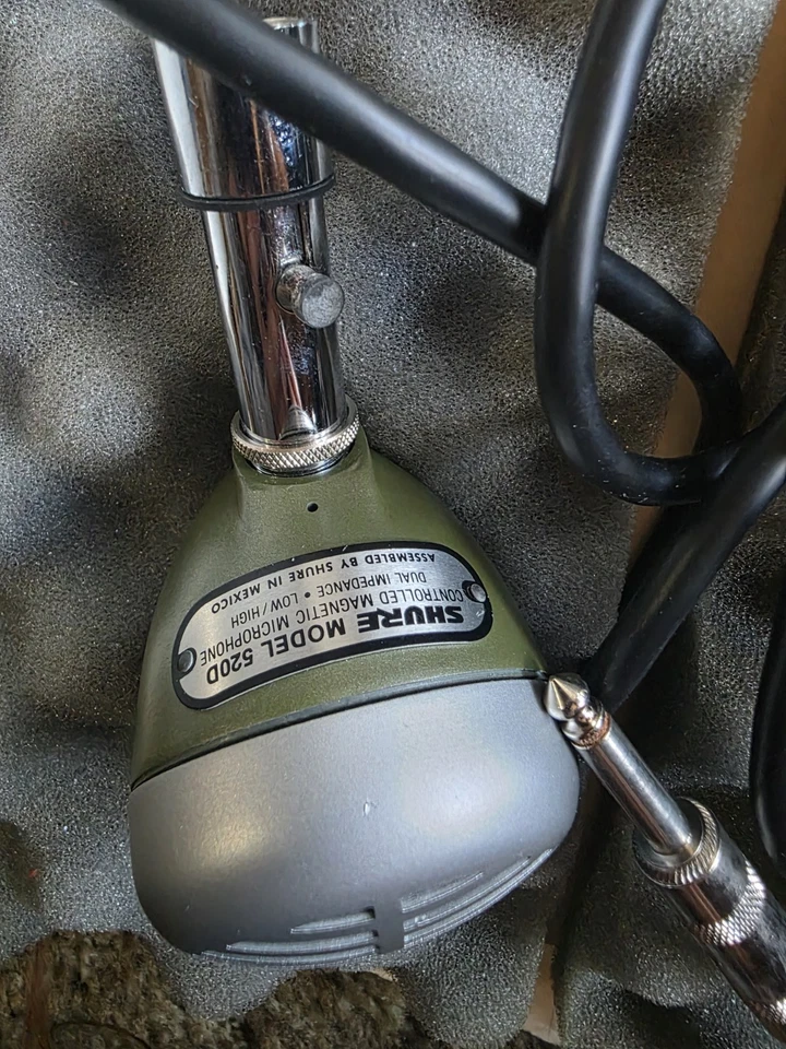 Shure Model 520DX "Green Bullet" microphone. For HARMONICA - Image 3 of 4
