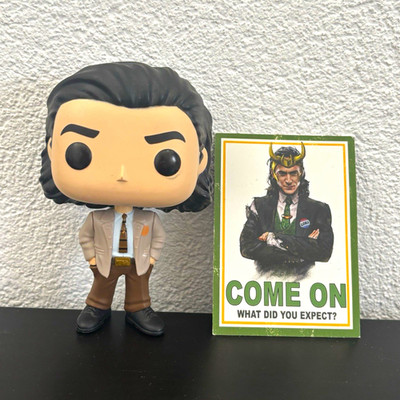 Funko Pop! Marvel Loki Vinylfigur inkl. Sammelkarten & Anstecker