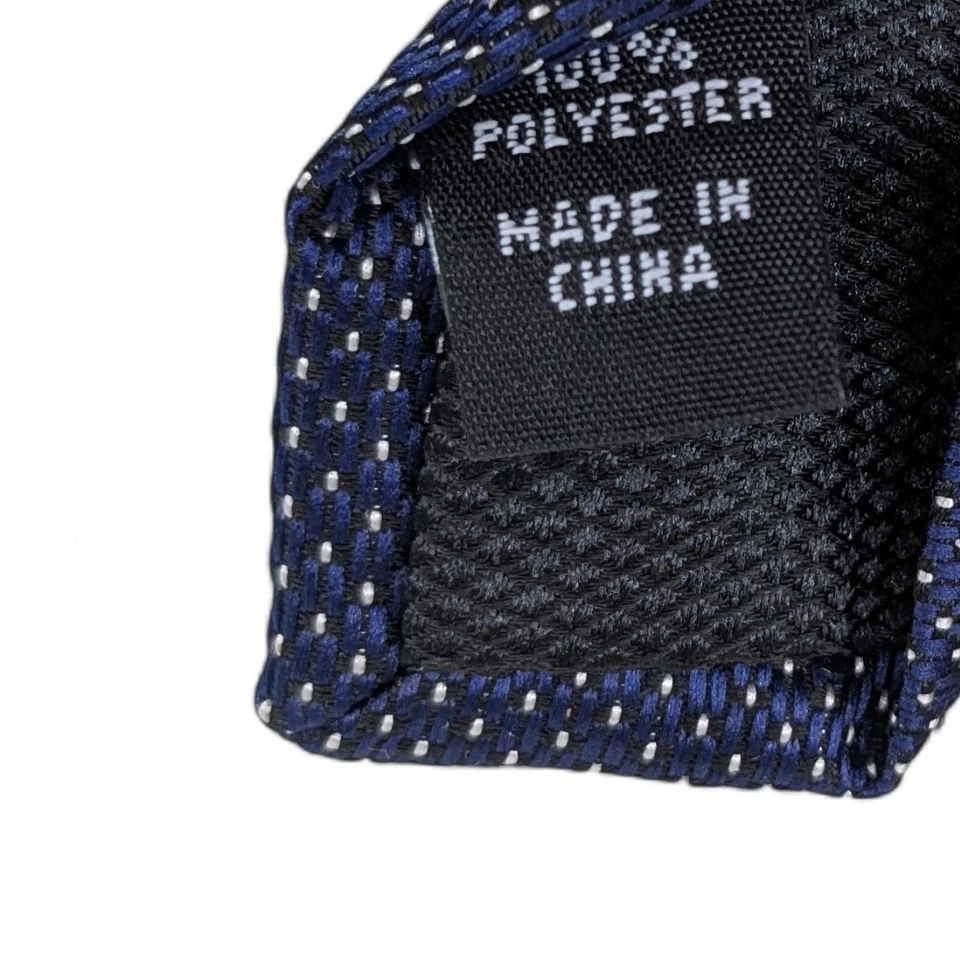 Corbata para hombre Alfani Sawyer texturizada lisa moderna delgada 2 3/4" azul marino $55 Foto 4 de 4