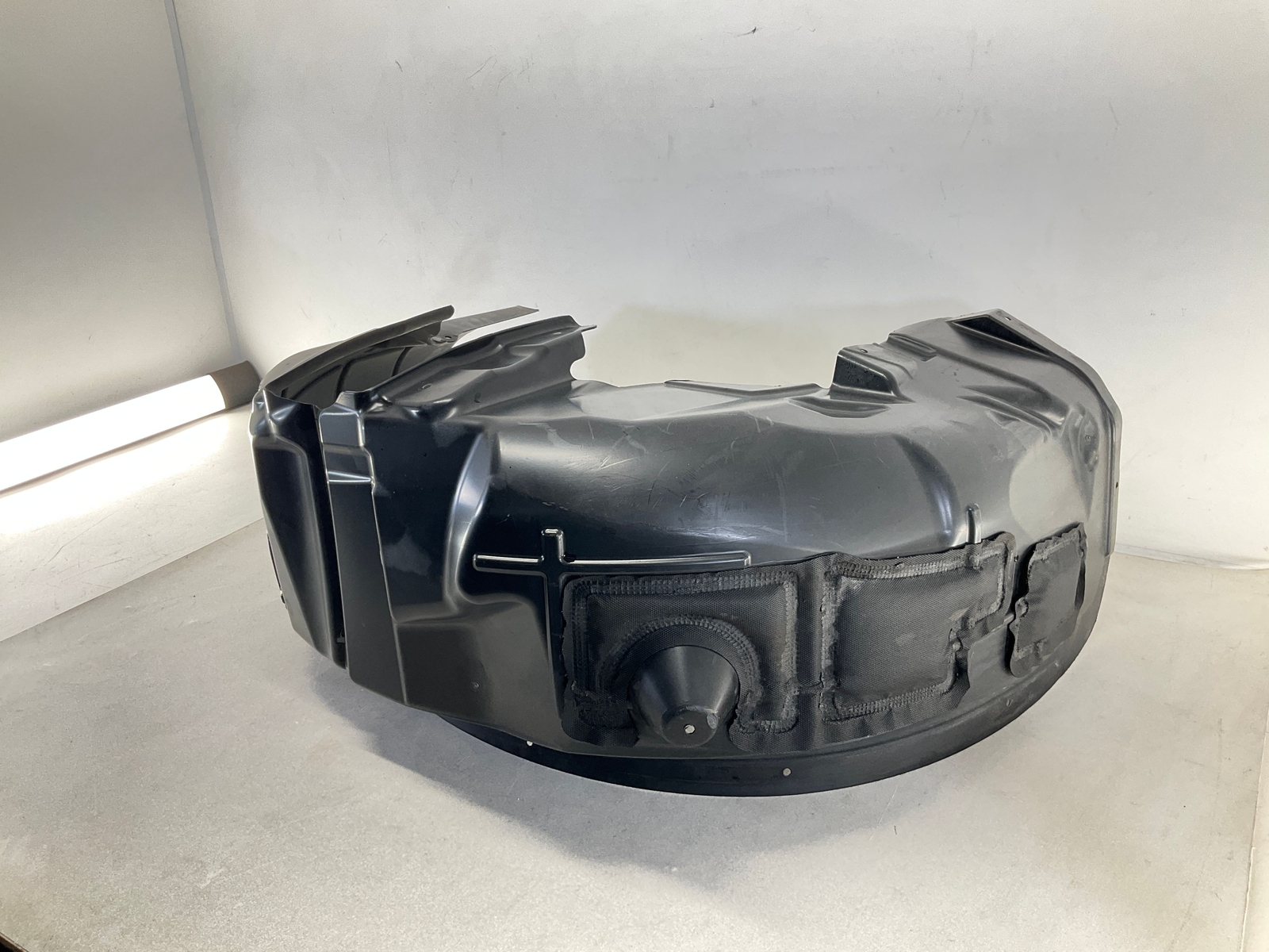 17-20 MASERATI Levante Rear Right Passenger Wheelhouse Liner Splash Shield OEM C