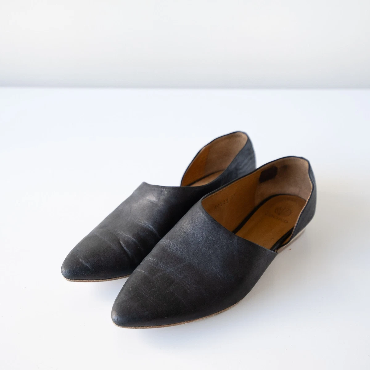 Pointed leather best sale flats