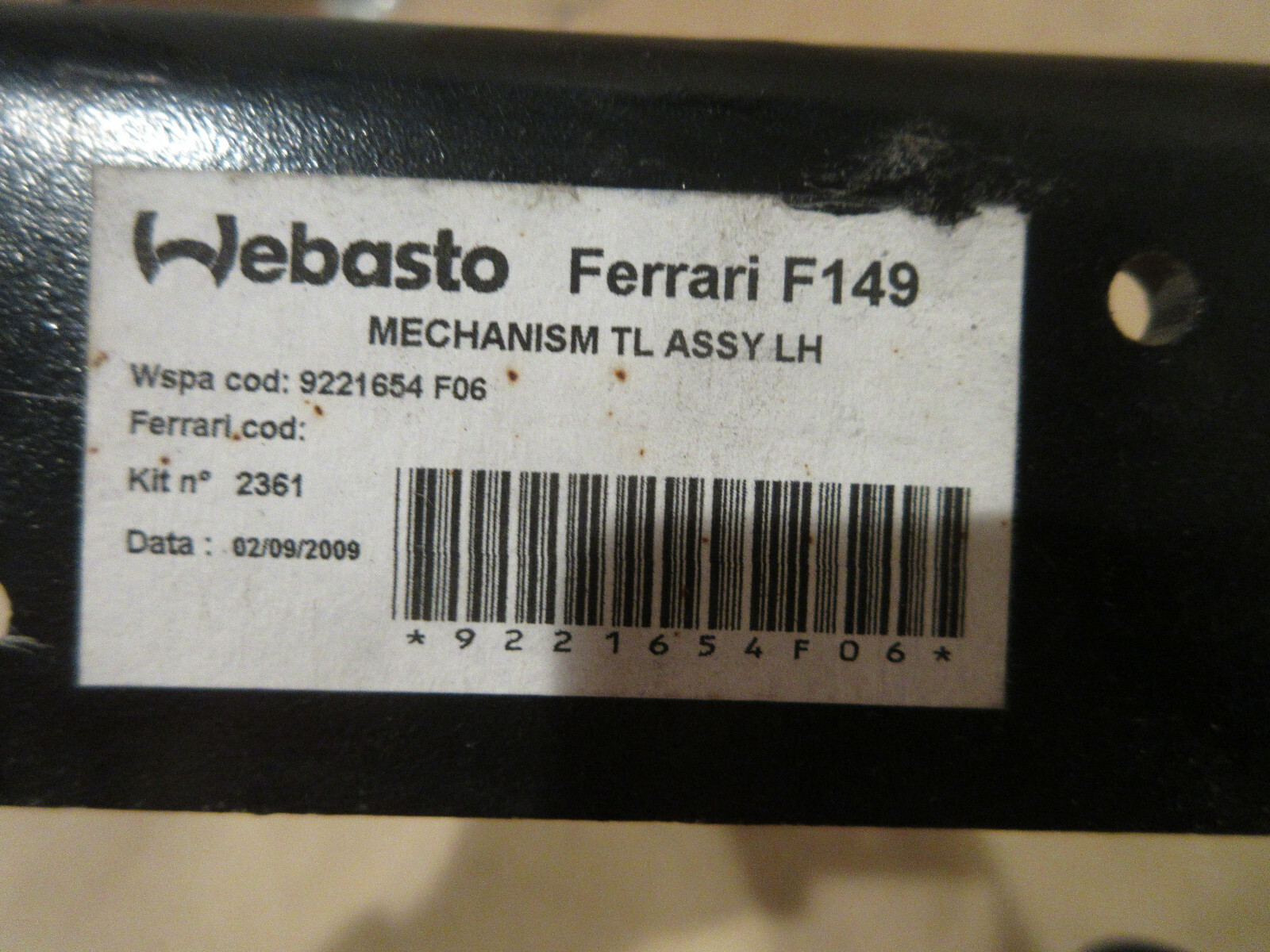 Ferrari California - LH Trunk Lid Hinge Assy - PN 70001686