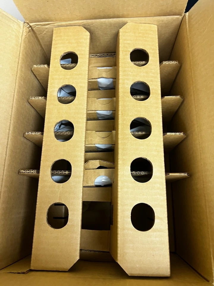 NEW LQ9D03B FOR 8.4-inch 640*480 LCD Panel with 90 days warranty - Image 2 of 4