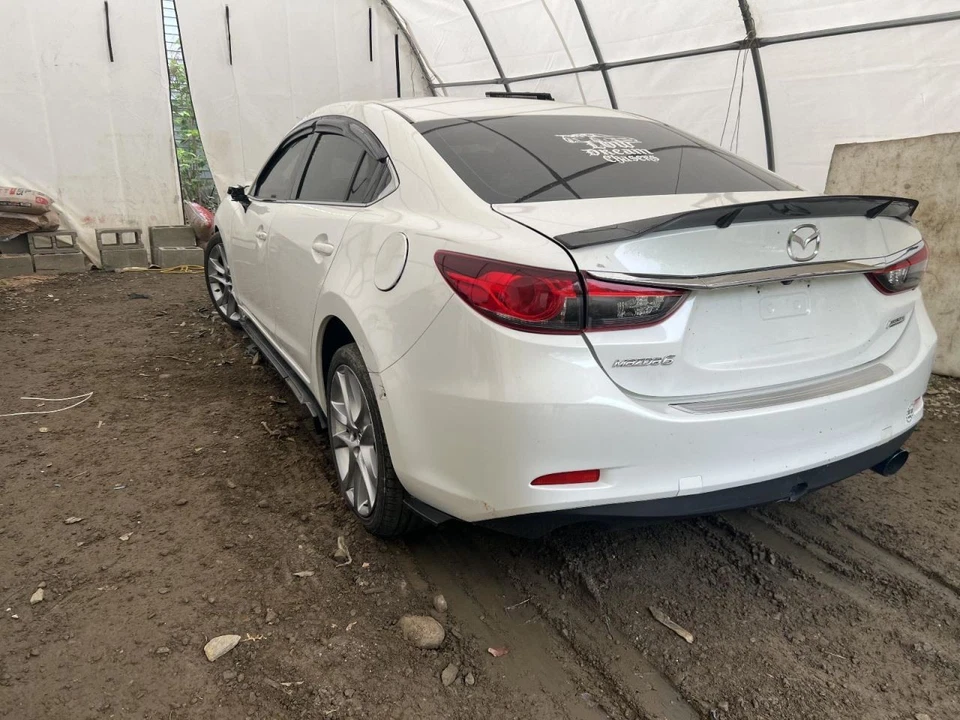 (LID ARMREST ONLY) Console Front Floor Leather Fits 17 MAZDA 6 200371 Foto 2 de 4