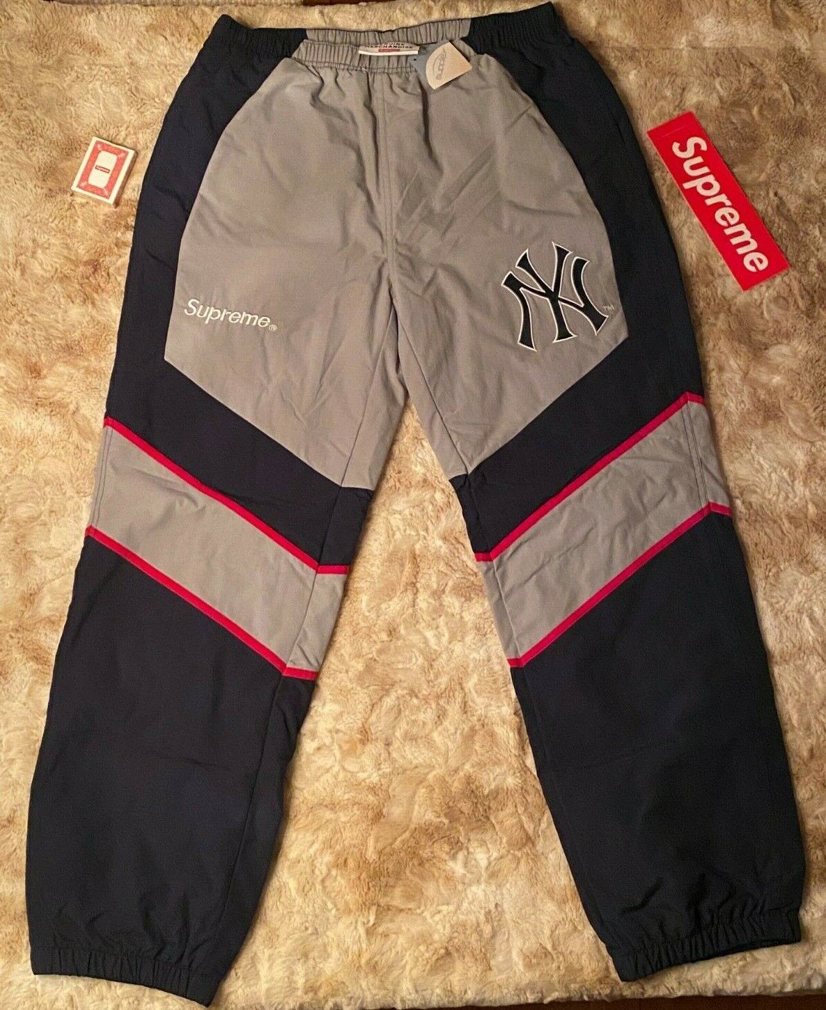 Supreme New York Yankees Size SMALL MLB Navy Track Pants NEW + Cards +  Sticker