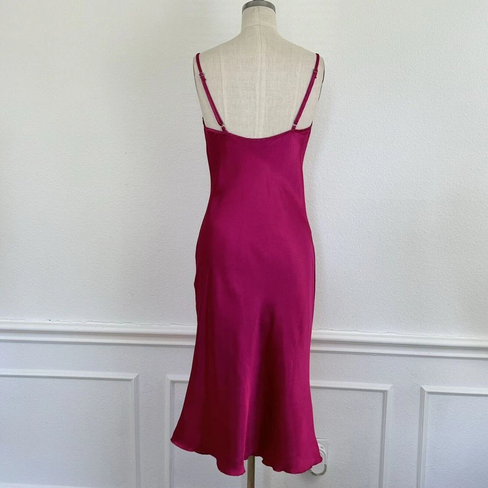 Abito Bebe slip donna piccolo rosa caldo raso scollo cappuccio midi festa data San Valentino