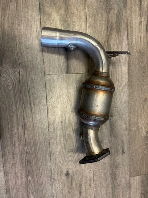 Ajuste: ¡Convertidores catalíticos de ambos lados Jaguar XJ8 1998-2000 4,0 L TRACCIÓN TRASERA ajuste directo! Foto 4 de 4