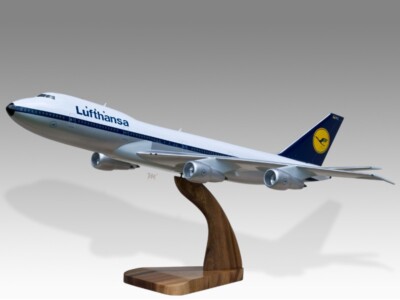 Boeing 747-100 Lufthansa Desk Wood Airplane New Model Large Scale 1/150