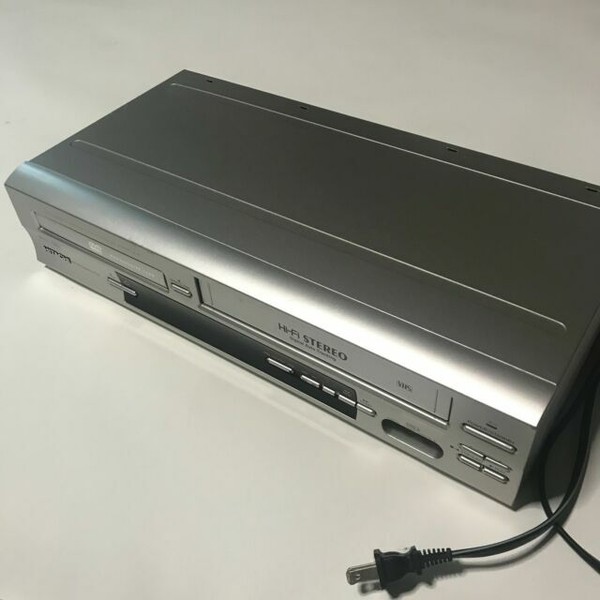 Hitachi DVD VCR Combo Dvpf73u HIFI W/ 6 Device Universal Remote Works