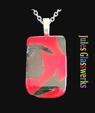 Hand Crafted  Fused  Glass  Pendant Necklace W/ Chain #1783 Black Red