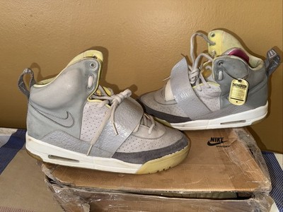Size 11 - Nike Air Yeezy Zen 2009