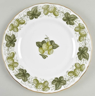 Royal Worcester The Worcester Hop Dinner Plate 1885199