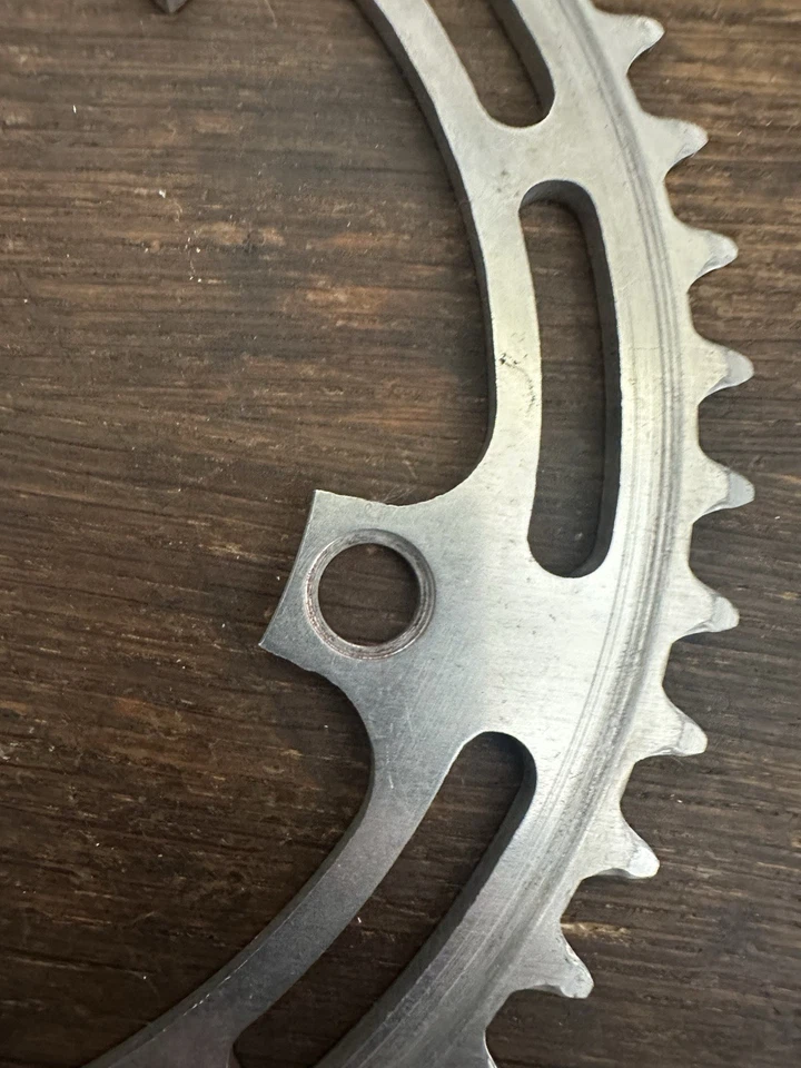 Shimano Road 600 FC-6100 49t NOS BCD 130 con arañazos Foto 3 de 4