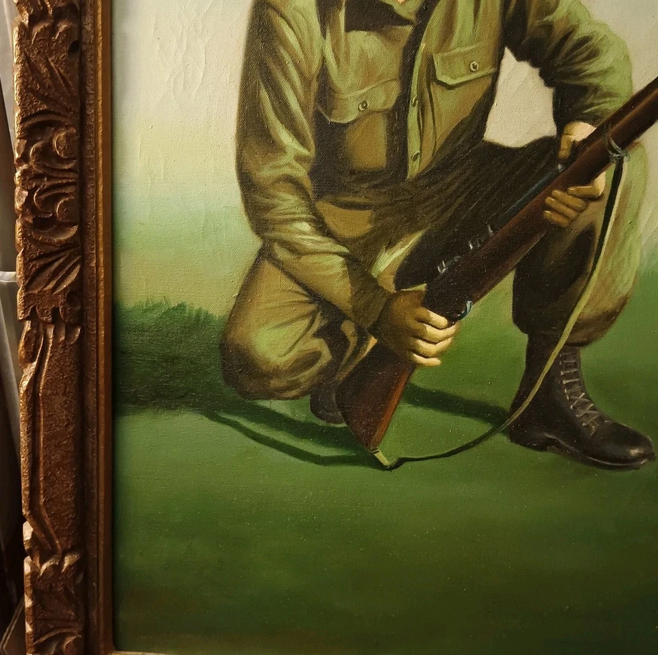 Antiguo óleo sobre lienzo. Soldado del Ejército Militar.Vintage años 40. Madera antigua enmarcada  Foto 4 de 4