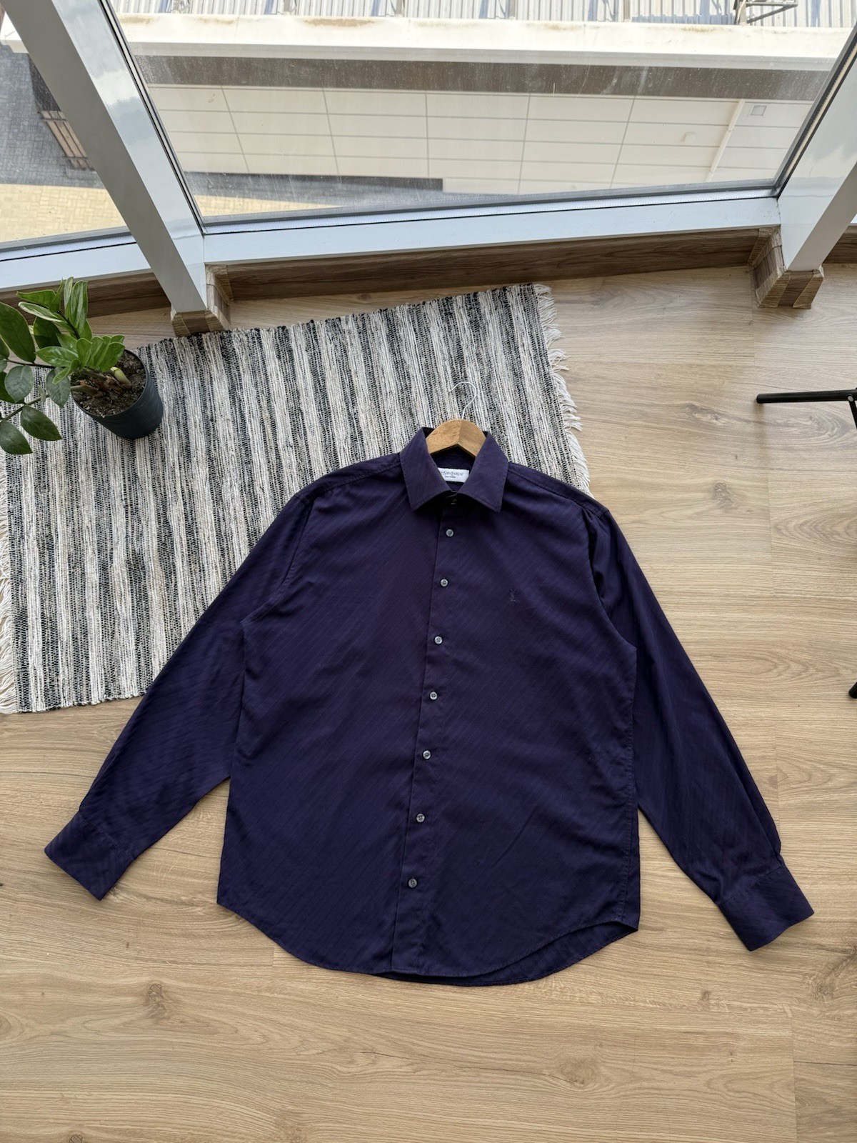 YVES SAINT LAURENT YSL OLDey MONEYia CA DIsso LUSS LOGOoni BOTT UOMOia TAGLI