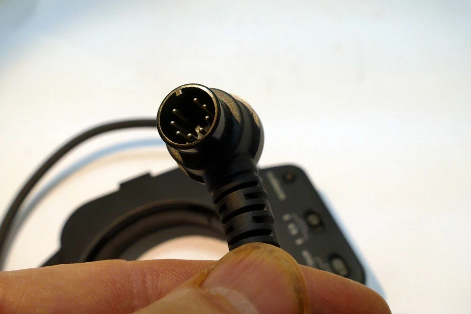 Nikon Speedlight SB-21 Ring Light/Macro Flash for Close-Up Nikon - Image 4 of 4