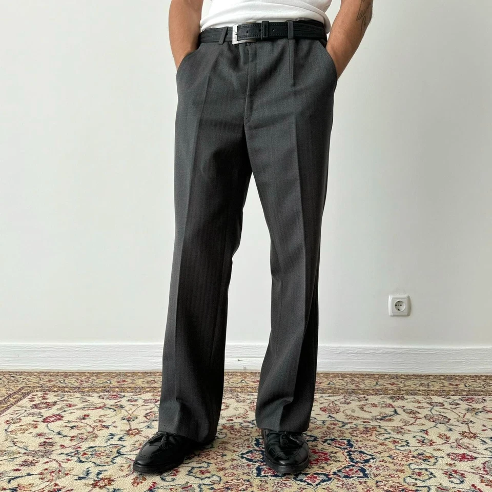 Vintage 1960s Austrian Style Men's Single Breasted HBT Two Button Suit SIZE M/L - Image 2 of 4