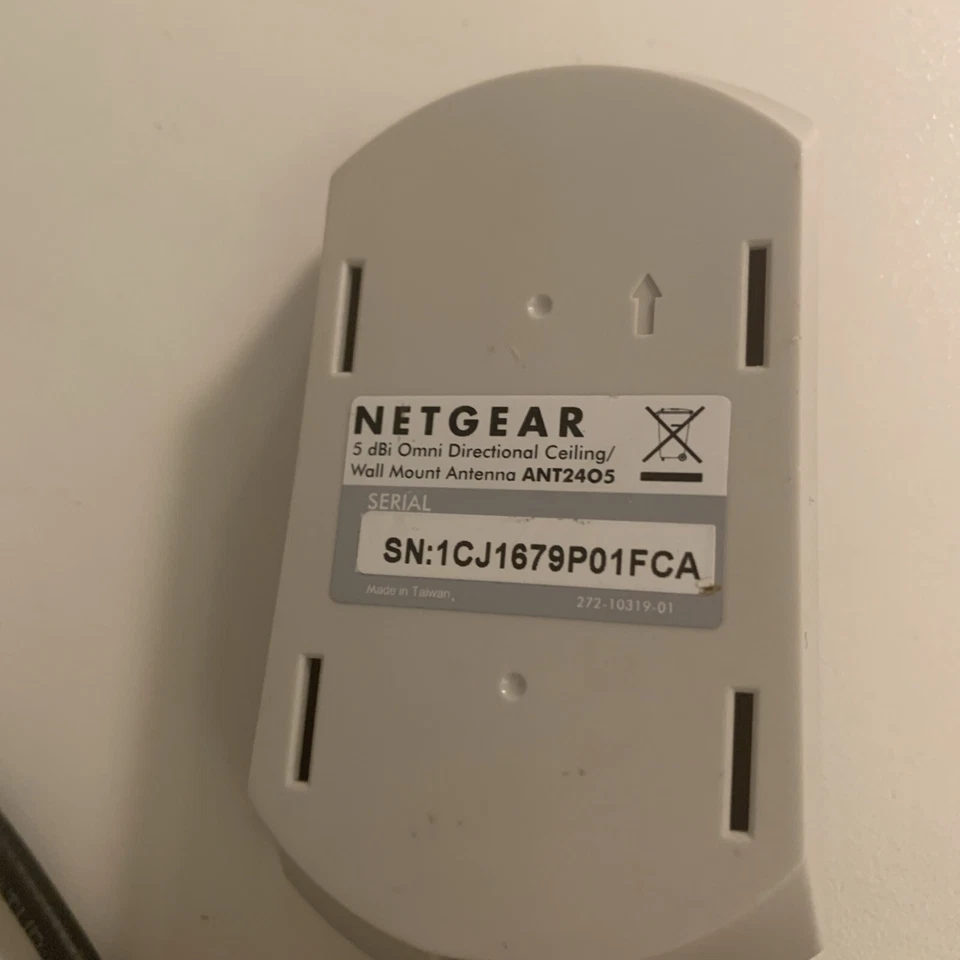 Netgear 5dbi Omni Directional Antenna ANT2405 - Image 2 of 4