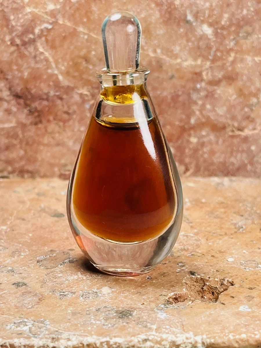 Halston fragrance hotsell