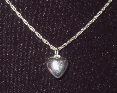 Vintage Aubrey Creations Silver Tone Heart Pendant Necklace 18'' Chain