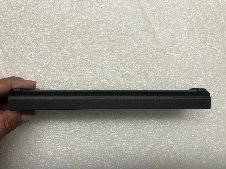 Lenovo ThinkPad X220, X230 Batería de Repuesto 6 Celdas, 11.1V / 5800mAh / 65Wh Foto 3 de 4