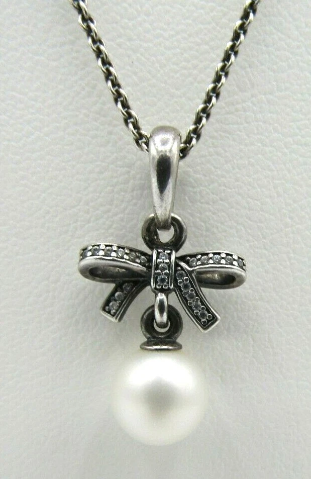 Pandora bow necklace silver sale