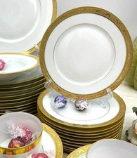 Raynaud Limoges Ceralene AMBASSADOR GOLD White 7 5/8" Salad Plate (4 available)