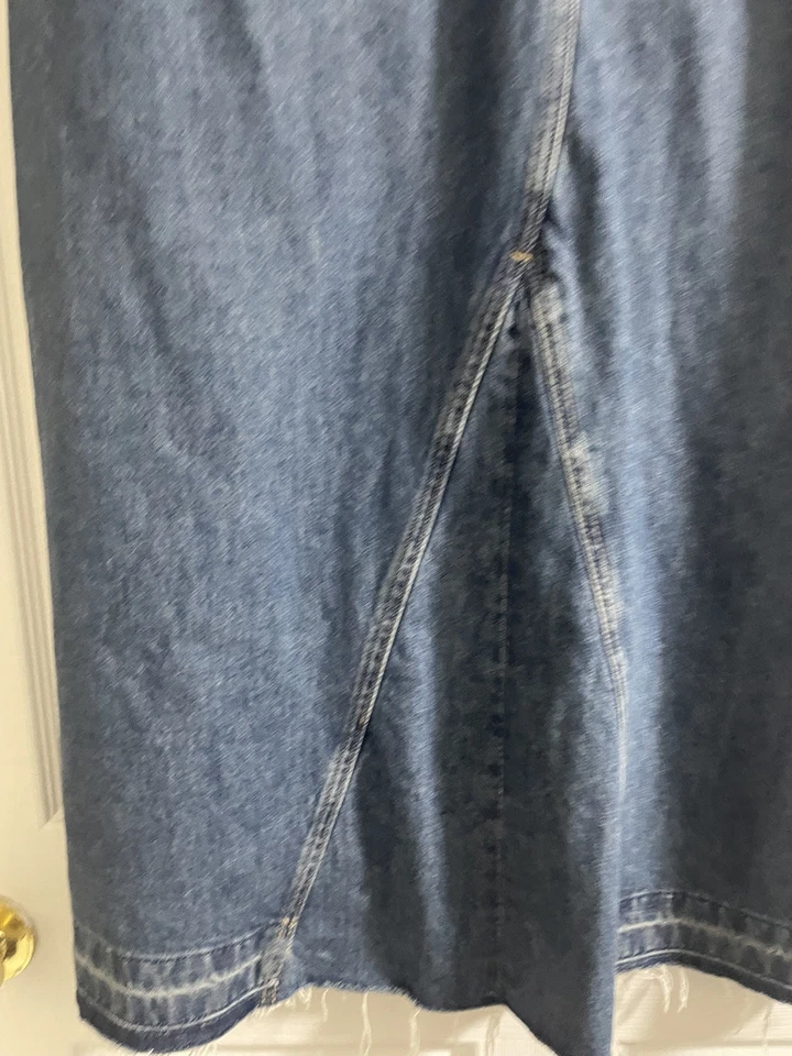Gap High Waisted Denim Maxi Skirt Size 29/ 8T (Tall) Raw Hem - Image 2 of 4