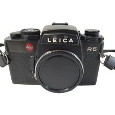 Leica R5 Film Camera Black Body NEAR MINT Leica Strap Good Seals New Batteries 